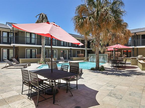4th image of 7770 Meadow Rd APT 206