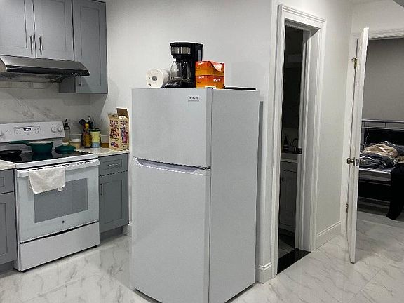 4th image of 244-51 61st Ave #B