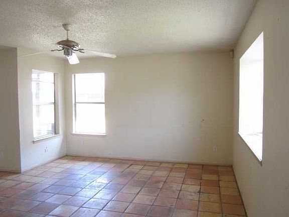 2nd image of 7000 Shannon Dr