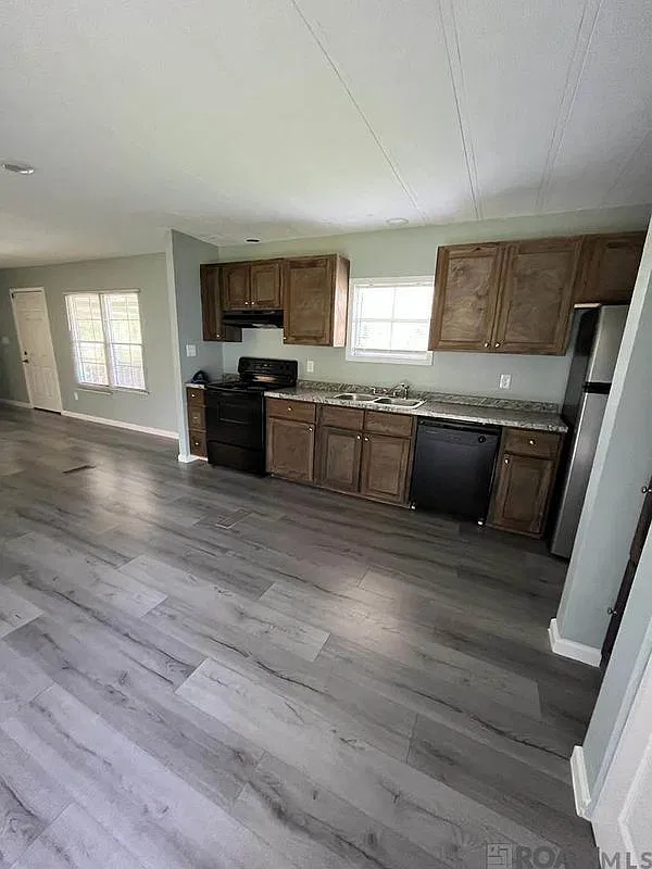 2 bed, 2.0 bath, 980 sqft, $1,000 — Photo 4