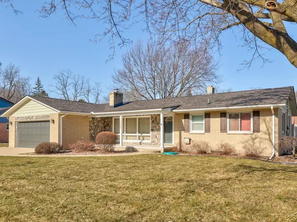 1564 Kinney Dr, Essexville, MI 48732