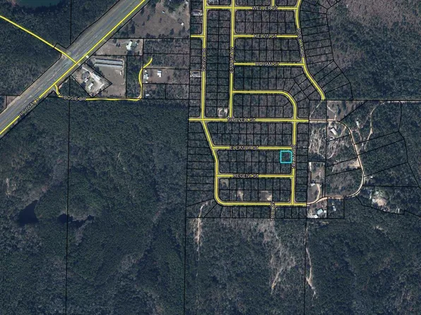 9 Eleanor St, Chipley, FL 32428
