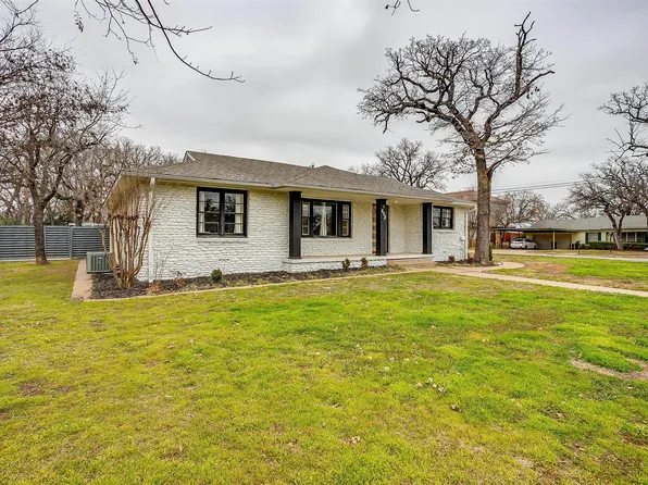 800 NW 10th St, Mineral Wells, TX 76067