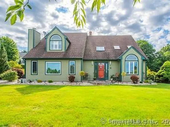 5 Stegos Drive, Wallingford, CT 06492