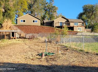 40 Pheasant Haven Rd, Selah, WA 98942