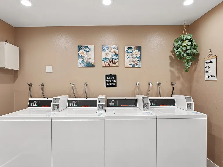Seashore Apartment Homes — Photo 38