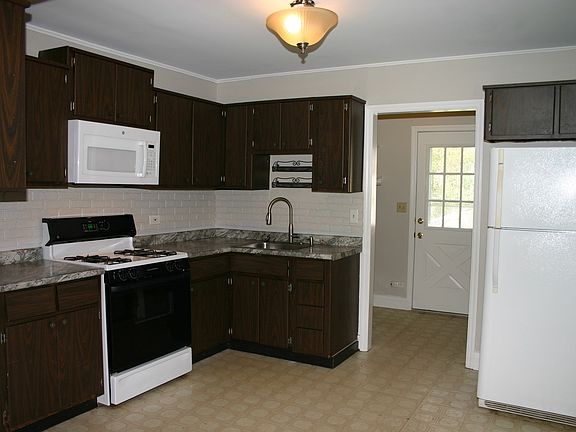 2nd image of 21548 W Sarah Dr