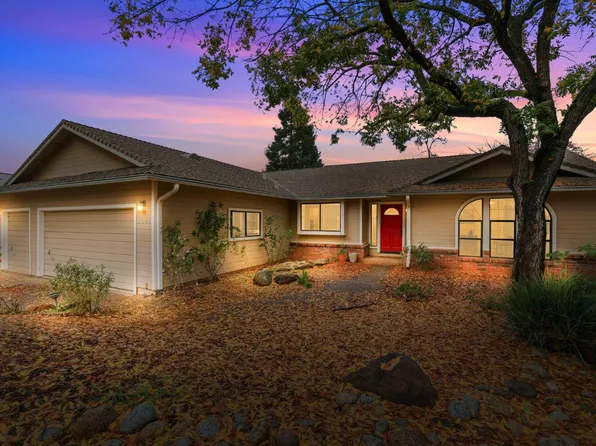 3261 Sandhurst Ct, Cameron Park, CA 95682