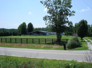 950 Garner Rd, Gay, GA 30218