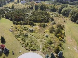 8 Camelback Road, Chester, NY 10918