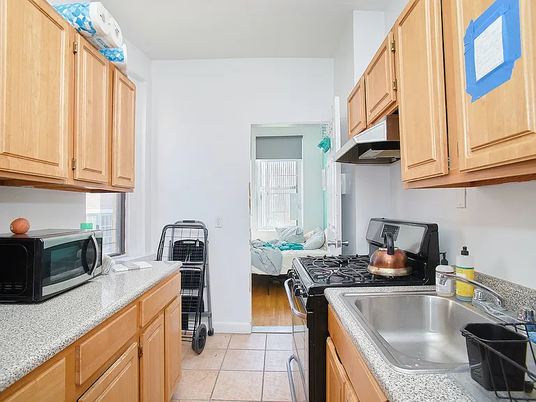 358 W 127th St #5E — Photo 5