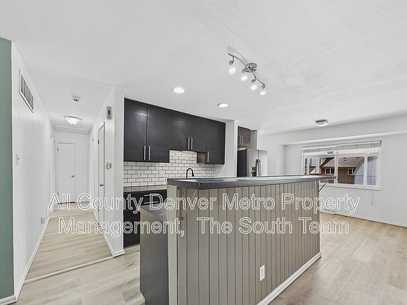 5th image of 2516 S Pagosa St