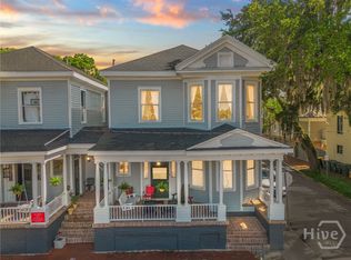 114 W Waldburg St, Savannah, GA 31401