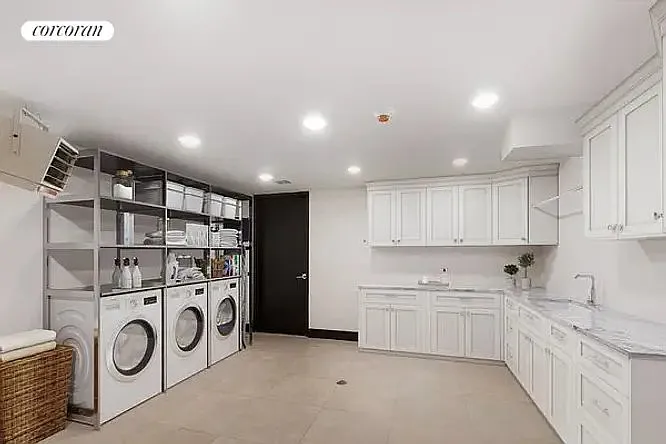1169 Hoe Ave #2F — Photo 10