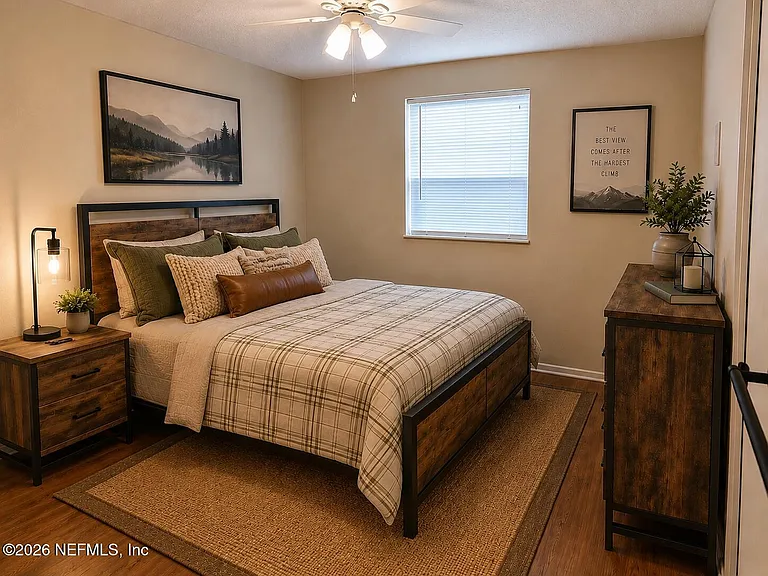 2909 Lauderdale Dr E — Photo 12