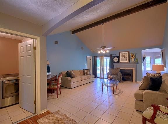 4th image of 50303 Indian Creek Dr