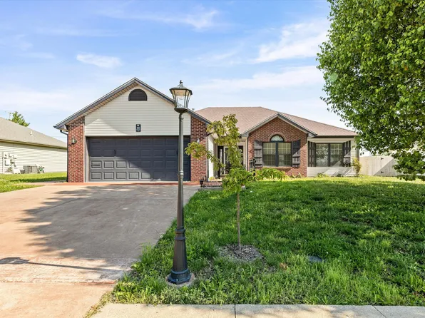 4113 Monsoon Ln, Columbia, MO 65202