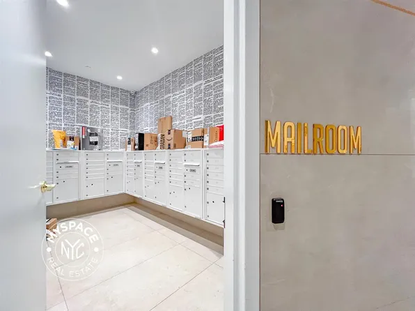 280 Meeker Avenue image 27 of 28