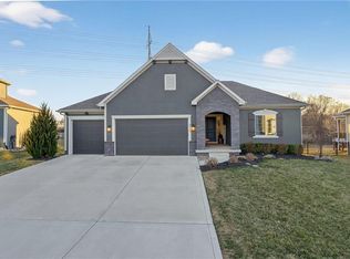 3213 SE Mill Creek Ln, Lees Summit, MO 64063