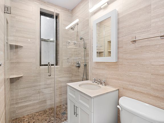 5th image of 188 E 75th St APT 2C