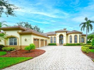 422 Terracina Ct, Naples, FL 34119