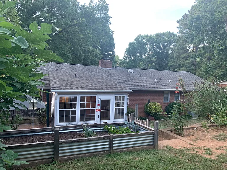 2920 Northbridge Rd — Photo 3