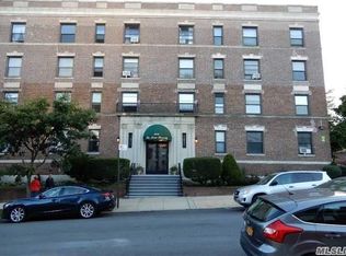 84-02 Beverly Rd #3B, Kew Gardens, NY 11415