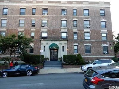 84-02 Beverly Rd #3B, Kew Gardens, NY, 11415