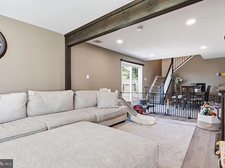 29 Palm Ln — Photo 7
