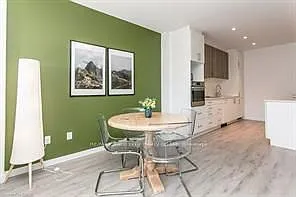 181 King St S #1010 — Photo 16