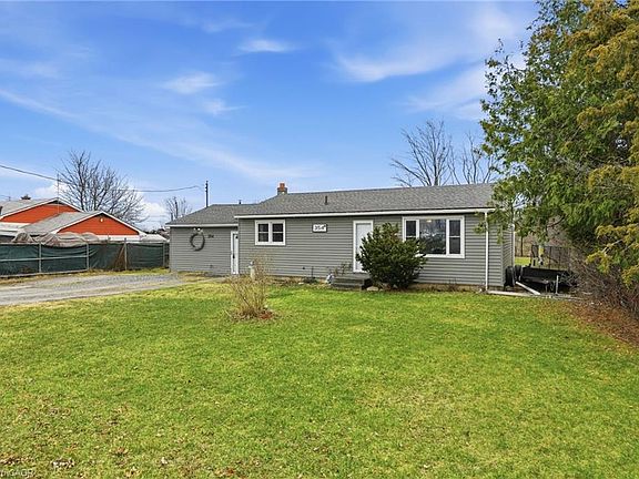 3rd image of 354 McNeilly Rd