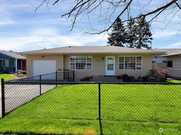 3029 Maple Street, Longview, WA 98632
