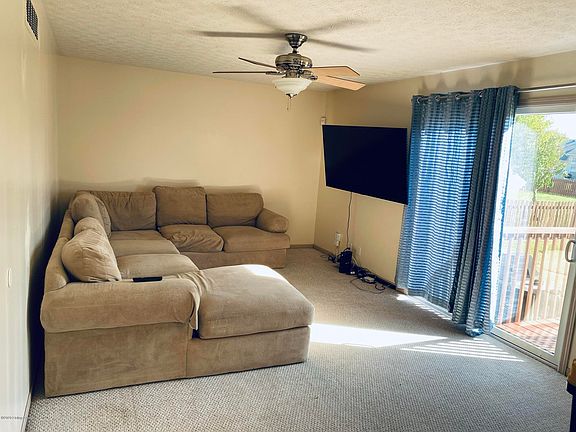 3rd image of 7206 Orchard Lake Blvd