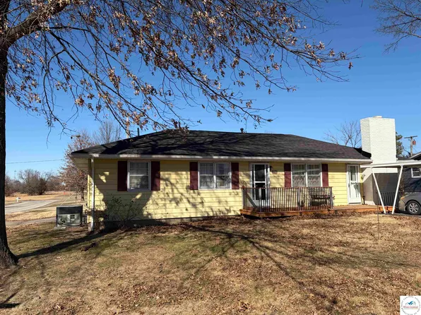 1401 E Shadwell Dr, Clinton, MO 64735