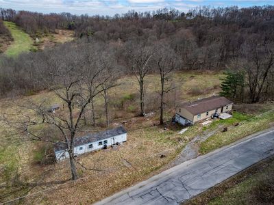 323-325 E Lancaster Rd, Harmony, PA, 16037