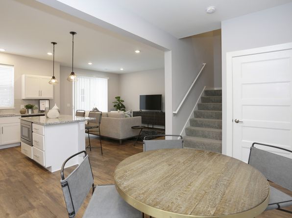 1040 Spaulding Ave SE #5242KNOLLPONDDR