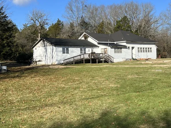 2090 Old Highway 99, Chapel Hill, TN 37034