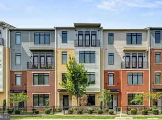 1016 Ribbon Limestone Ter SE, Leesburg, VA 20175