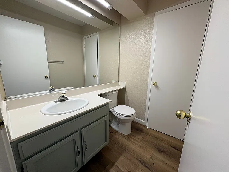 720 Winding Creek Ter — Photo 18
