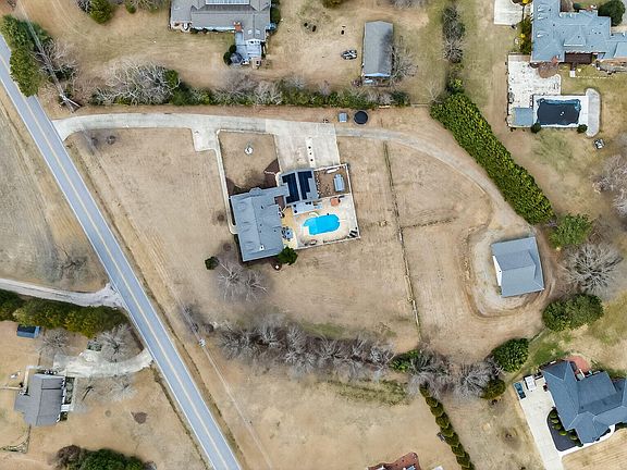 2nd image of 9605 Sauls Rd