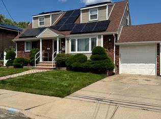 1316 McClure Ave, Elmont, NY 11003