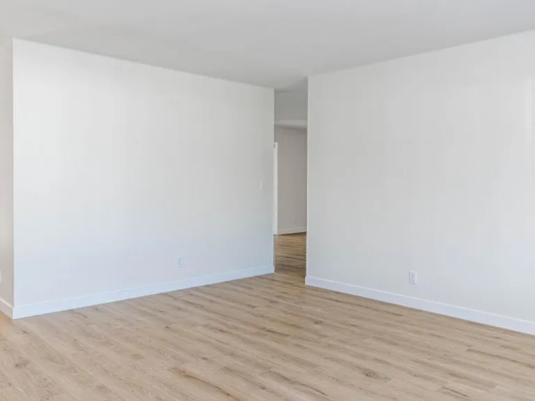 1303 W Devonshire St #1 — Photo 10