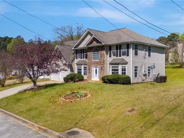 5944 Duren Meadows Dr, Lithonia, GA 30058