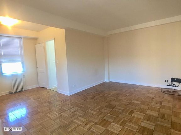 2nd image of 5101 39th Ave APT Mm31