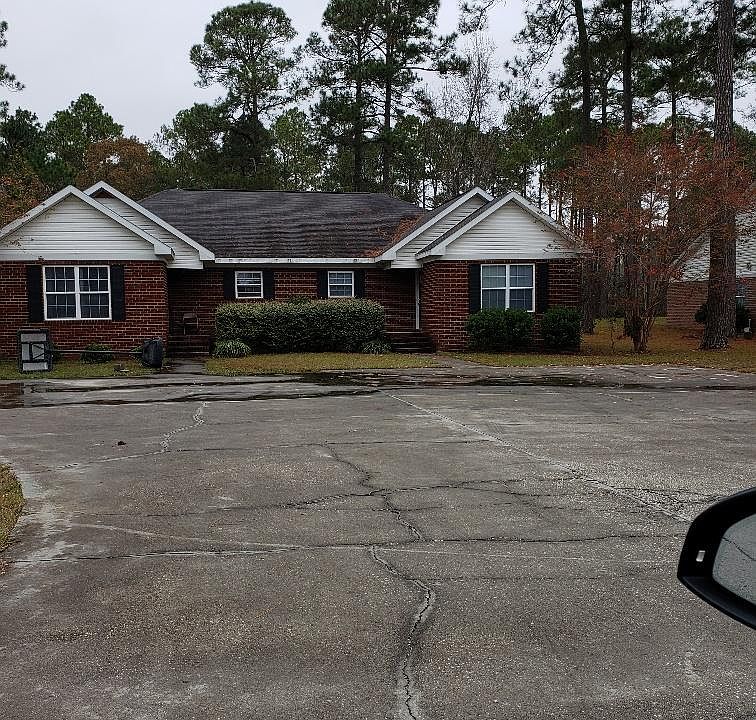 1st image of 105 Lindsay Ct #A