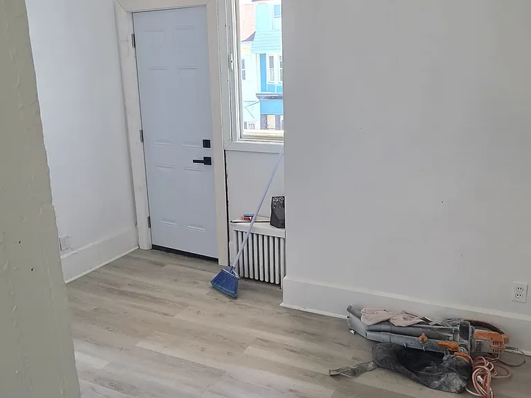 246 S Oak St #1 — Photo 6