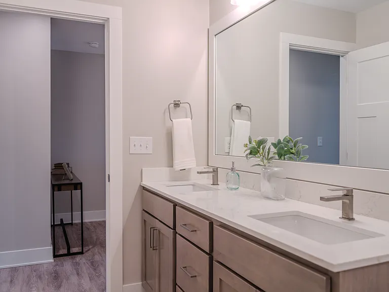 Ventura Townhouses LLC — Photo 19