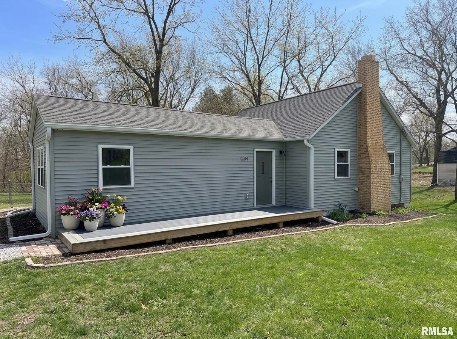 504 Hope St photo 1