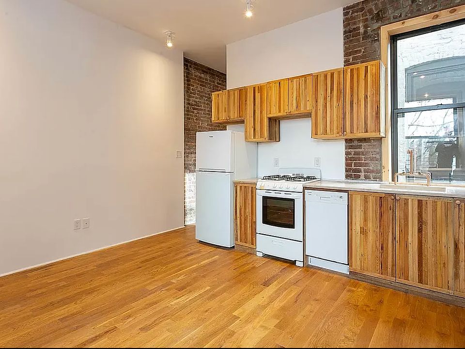 1st image of 62 New York Ave APT 1B