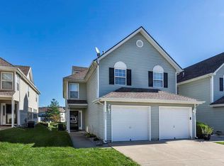8025 N Elmwood Ave, Kansas City, MO 64119